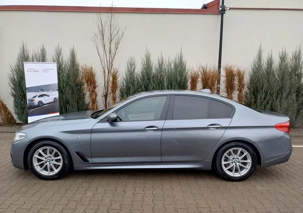 BMW Seria 5 cena 125900 przebieg: 144595, rok produkcji 2017 z Warszawa małe 301